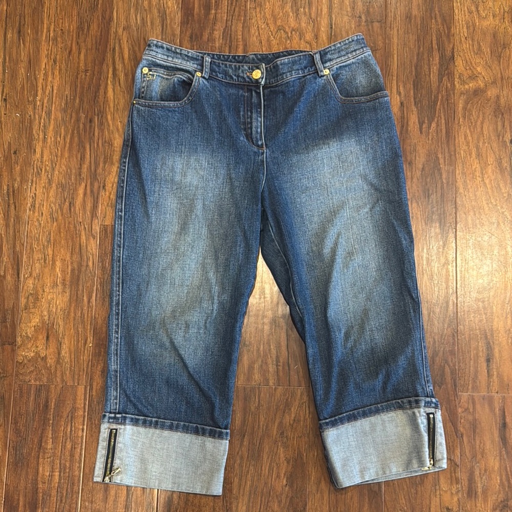 St. John Embellished Capri Jeans - 8
